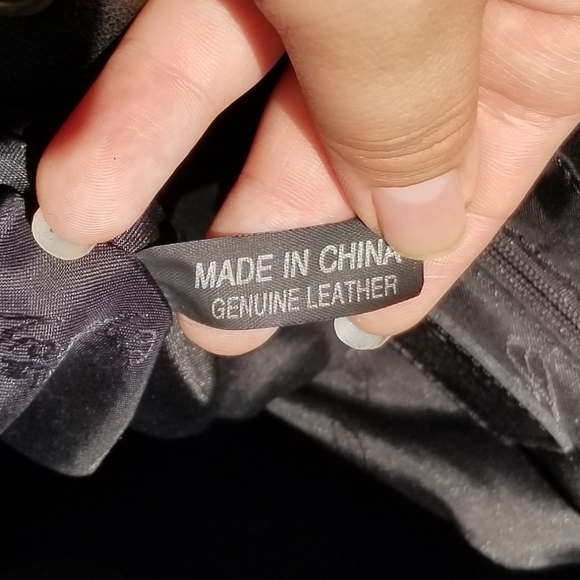 Fossil bag with matching wallet - Picture 10 of 16